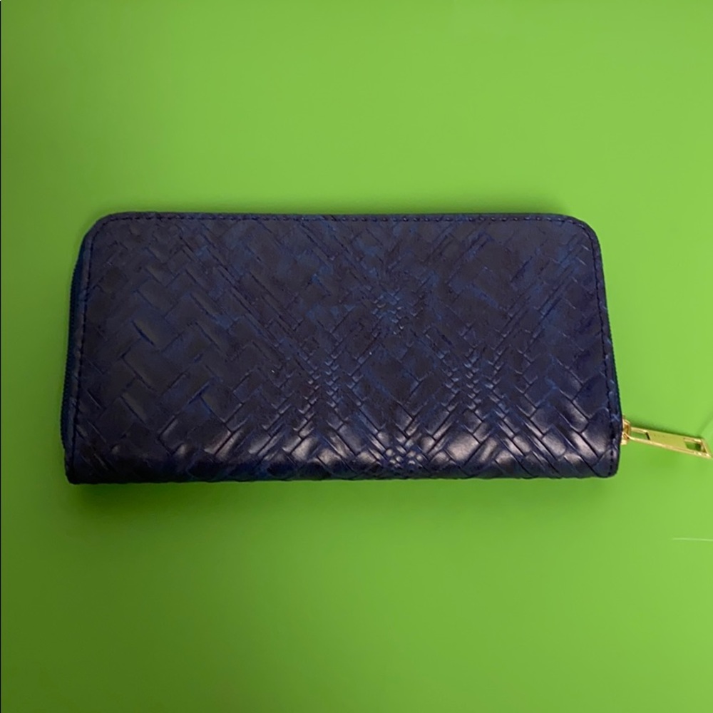 Navy Blue Woman’s Clutch Wallet